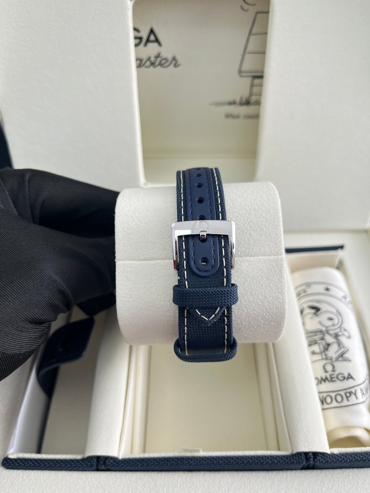 Omega Speedmaster Snoopy